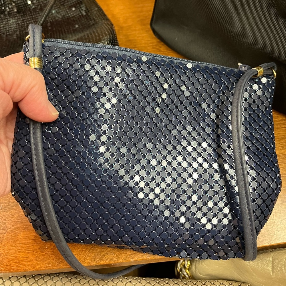 Vintage flashy metal handbag!